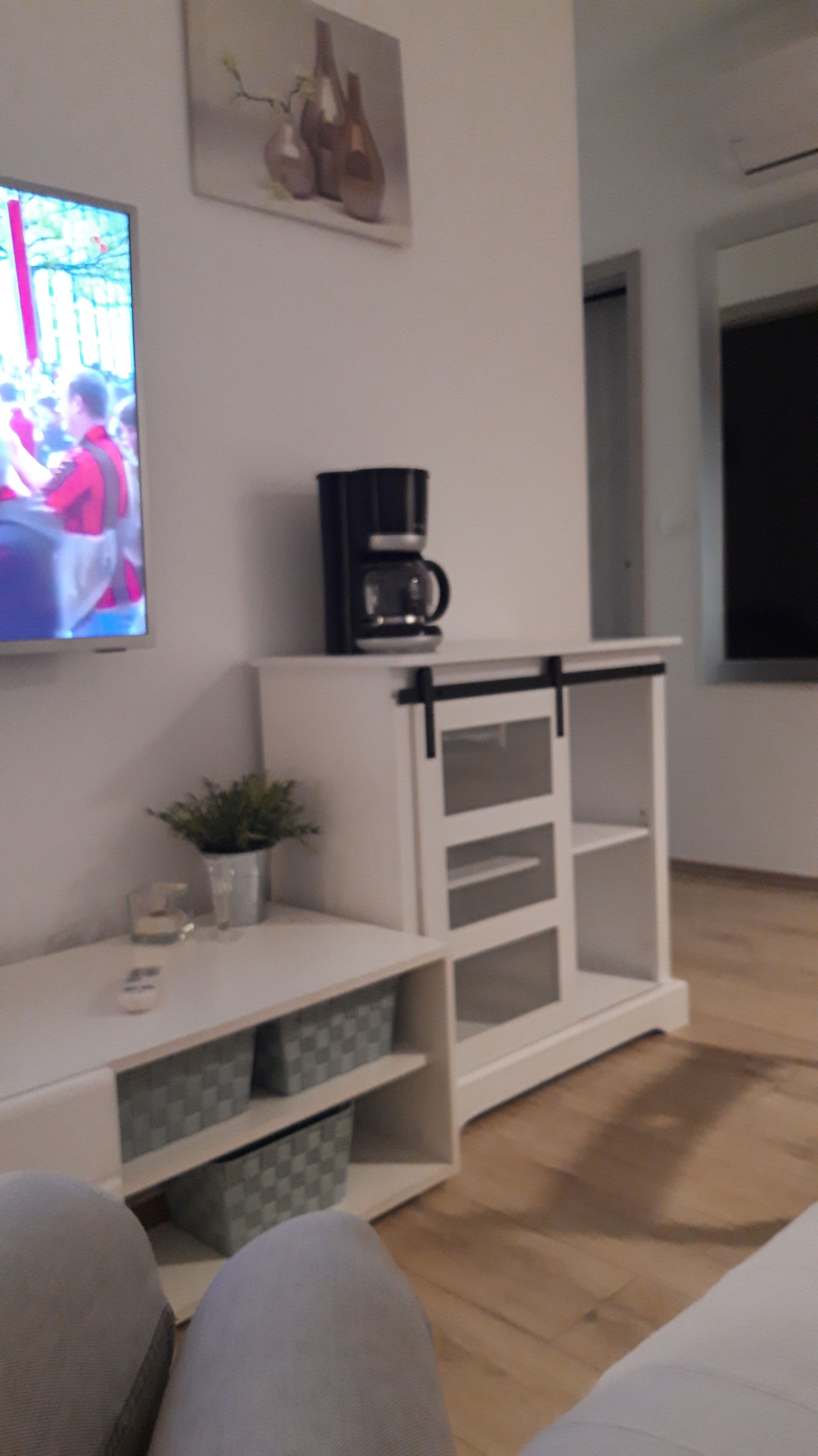 Review Ivana76 0